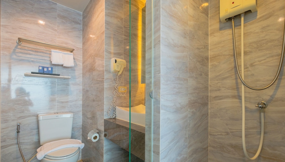 So Boutique Pattaya Hotel and Residences 24/28