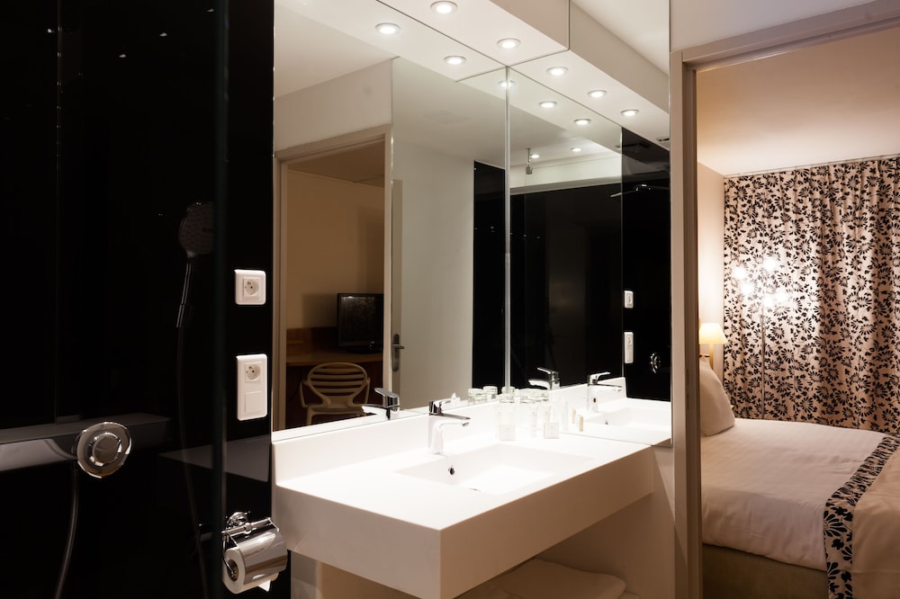 C Suites 31/56