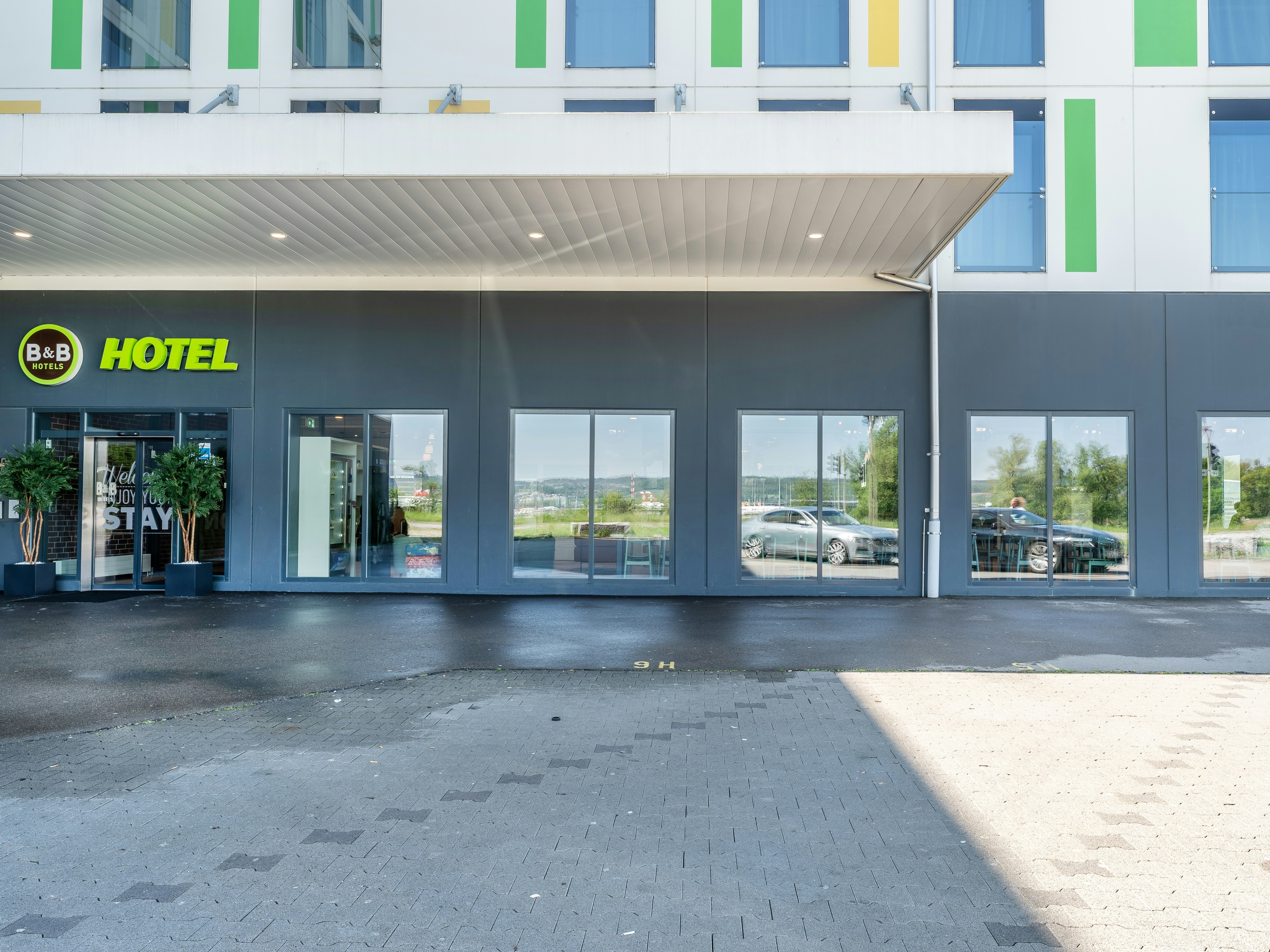 B&B Hotel Zurich Airport 35/38
