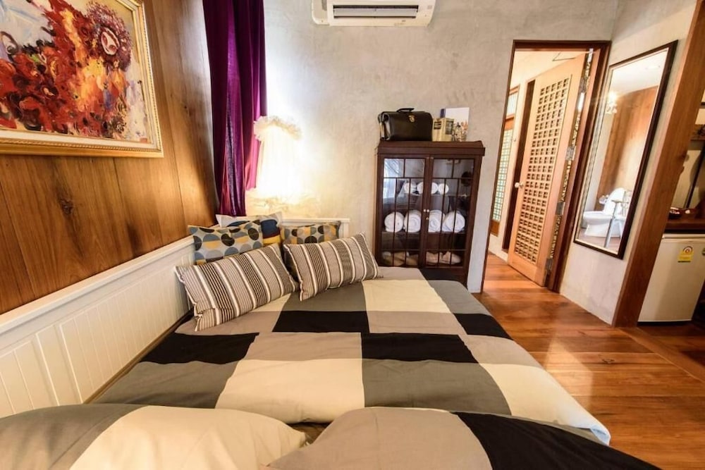Roomquest Rimrabeang At Amphawa 17/56