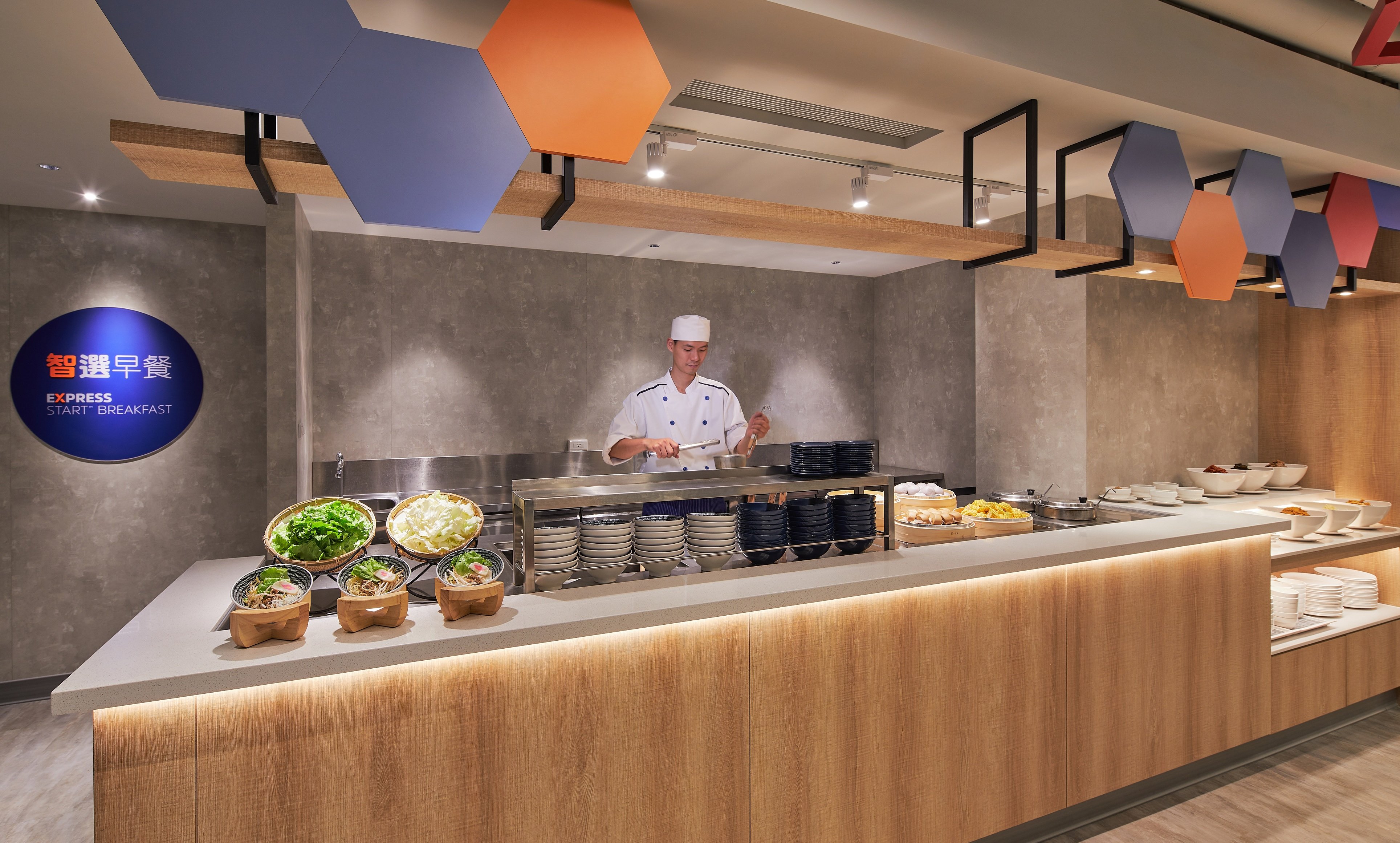 Holiday Inn Express Taichung Park 15/58