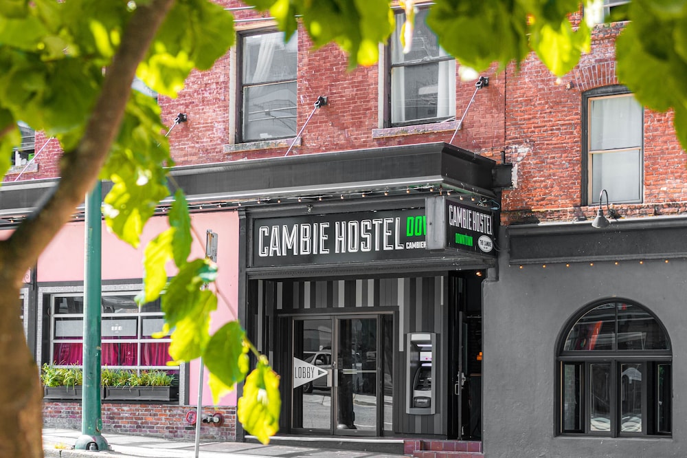 Cambie Downtown Hostel 3/27