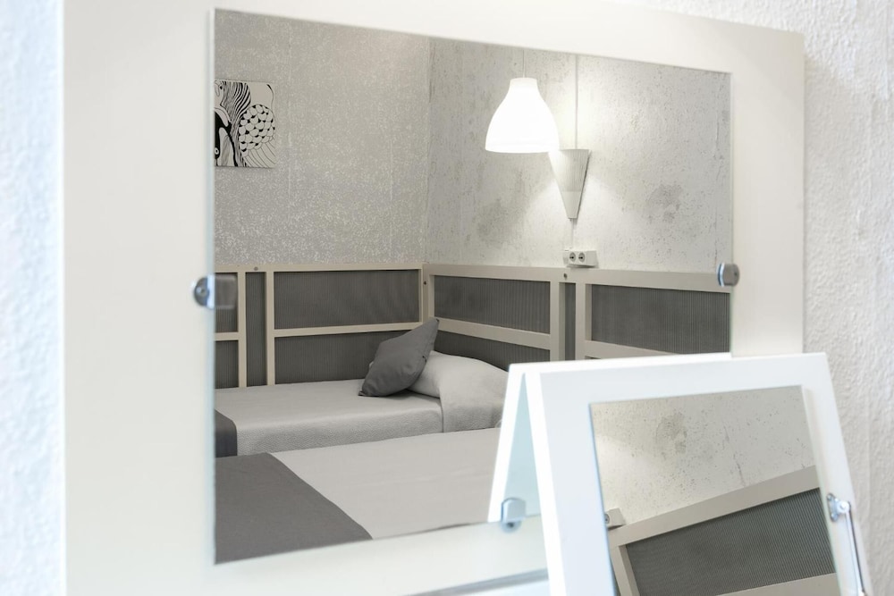 Hotel Palermo 5/44
