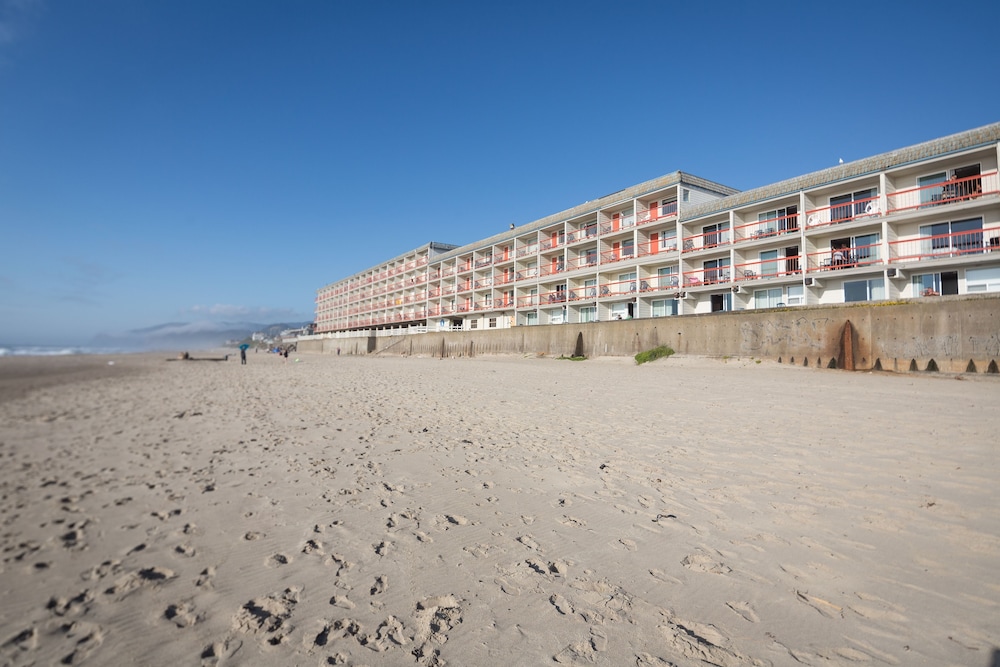 Surftides Lincoln City 57/61
