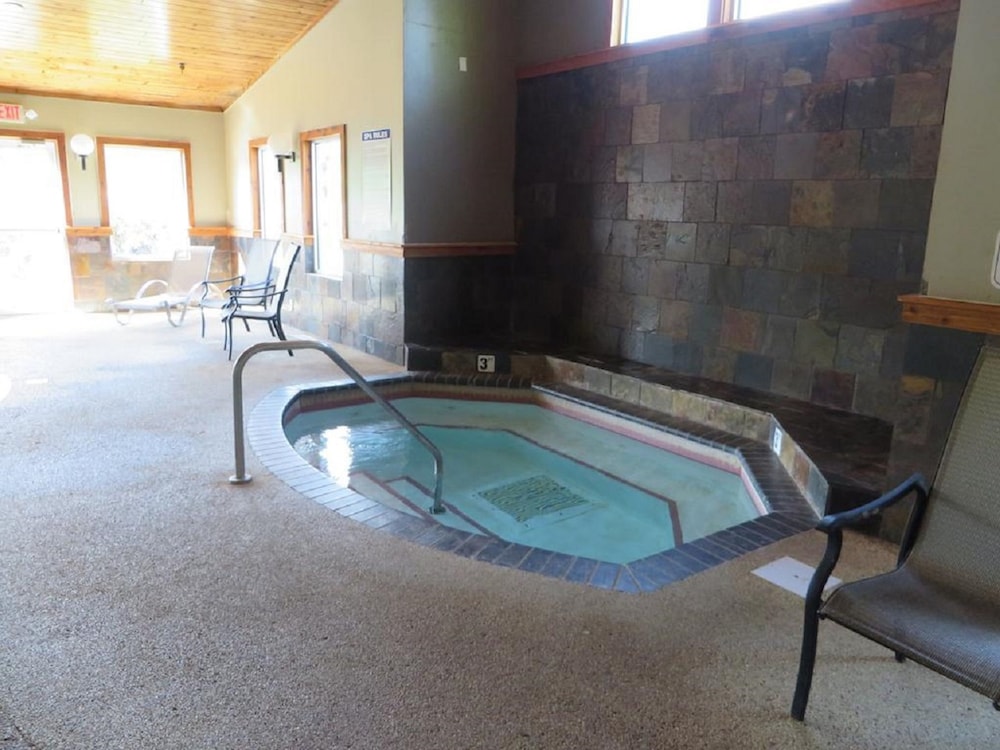 Country Inn Deerwood 18/42