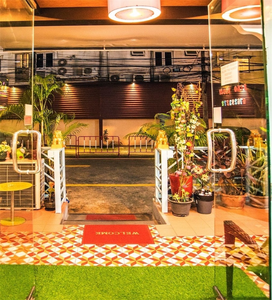 Patong Sino House 63/70