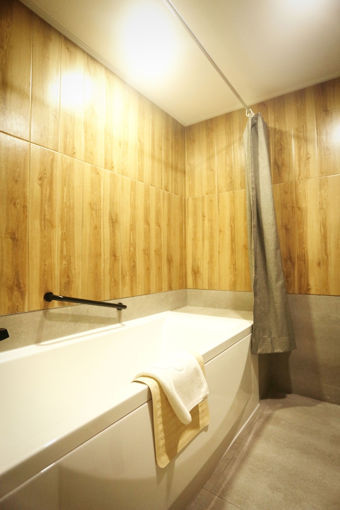 Gumi Century Hotel 37/50