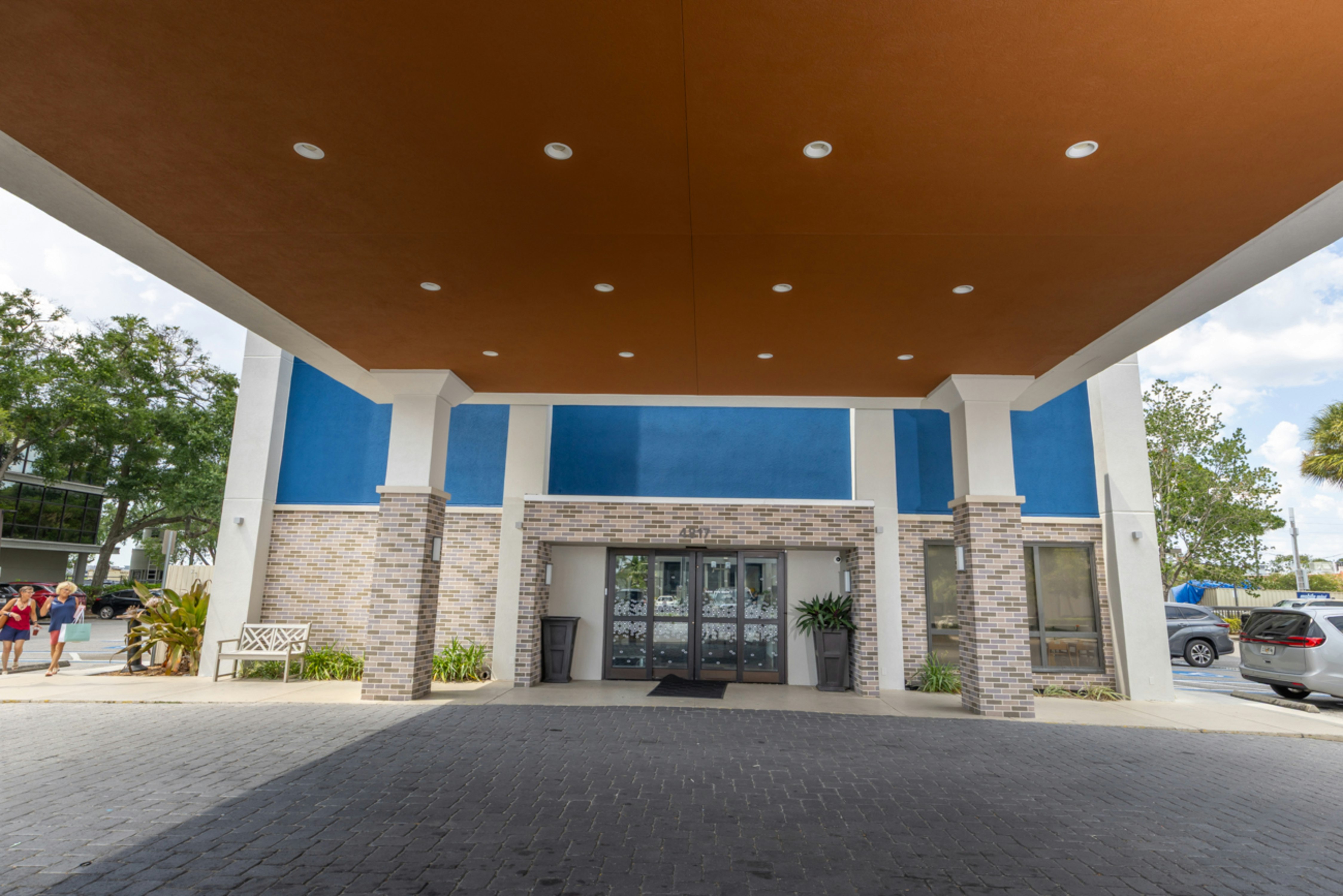 Hampton Inn Tampa-International Airport/Westshore 46/46