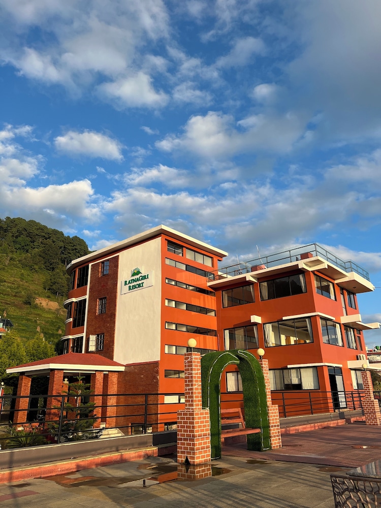 Ratna Giri Resort 4/49