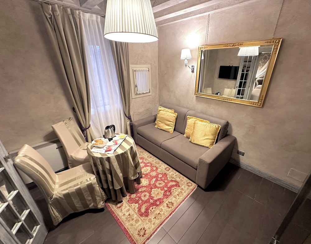 Antiche Figure 48/72
