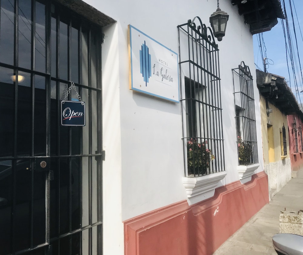 Hotel La Galeria 4/50