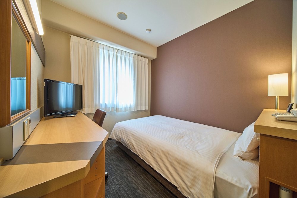 VIA INN SHIN-OSAKA WEST 22/42