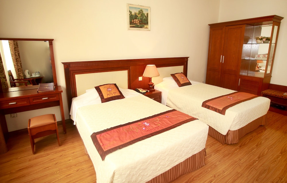 Hacinco Hotel 18/65