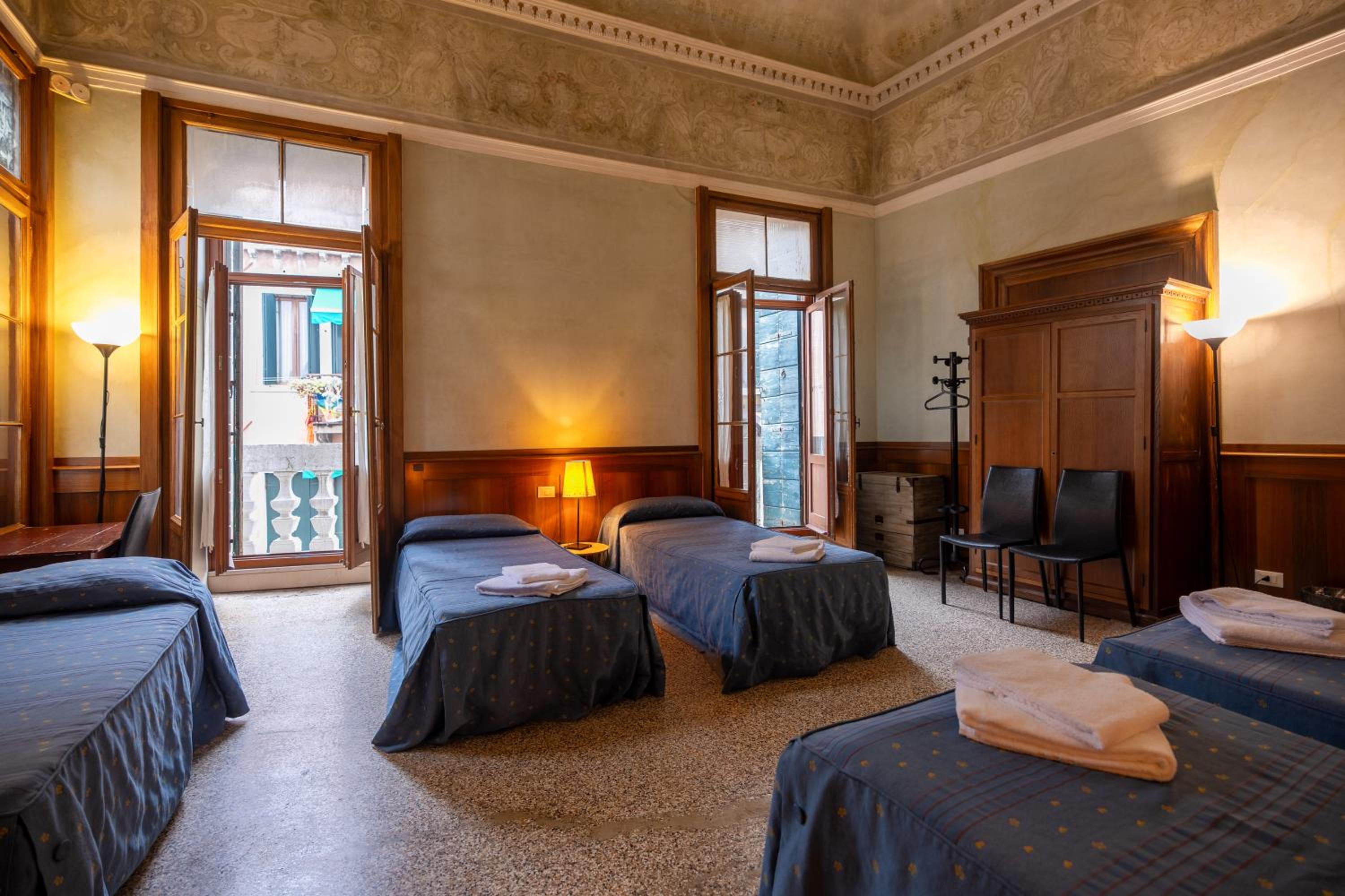 Foresteria Valdese Venezia 8/42