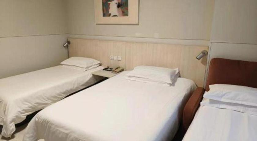 Jinjiang Inn (Beijing Jiuxianqiao Electronic Shopping Mall) 17/40