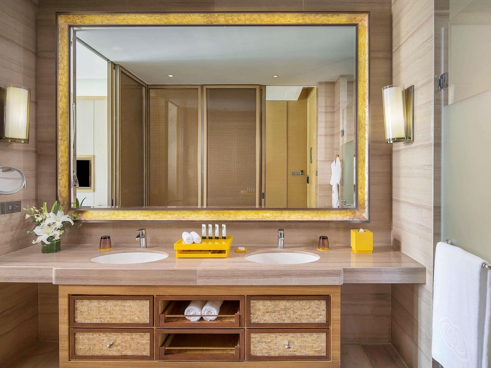 SOFITEL SANYA LEEMAN RESORT 48/49