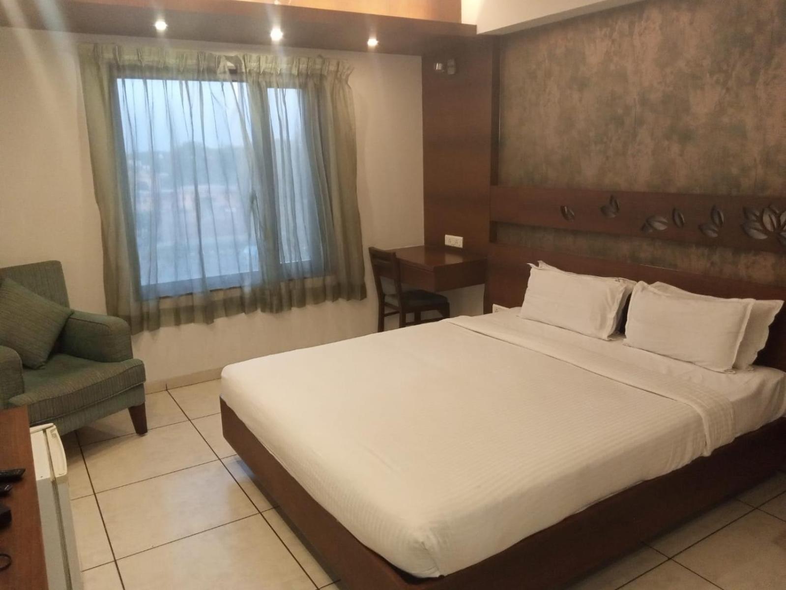 HOTEL KANAN 10/40