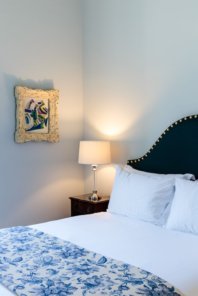 Dear Lisbon Palace Chiado Suites 12/63
