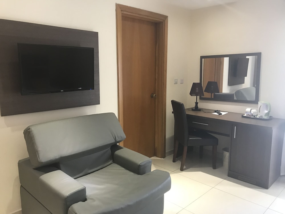 Windsor Hotel Sliema 41/51
