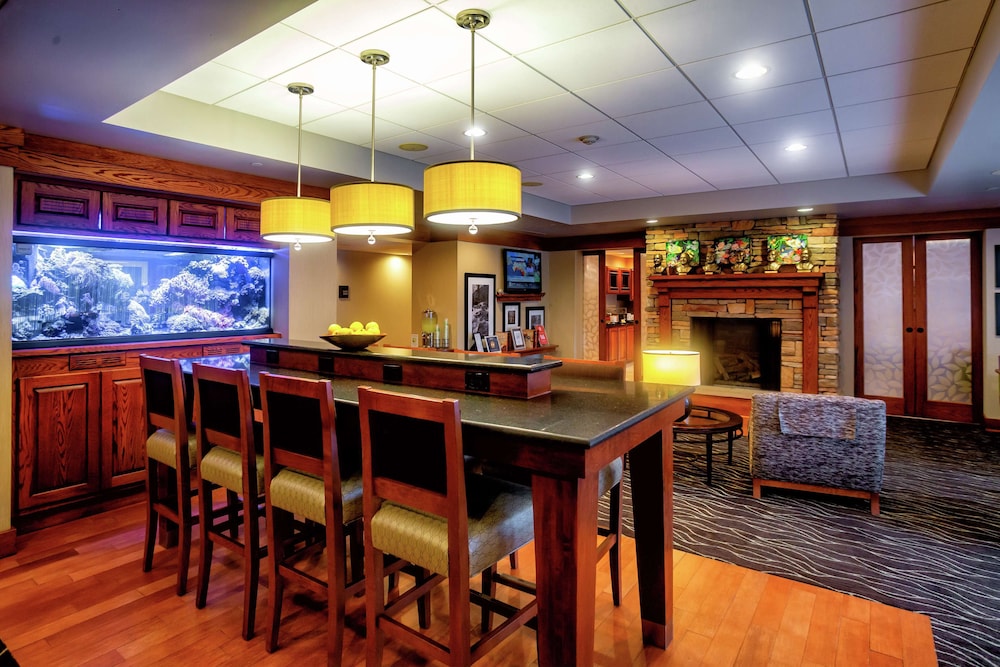 Hampton Inn Wheeling 42/56