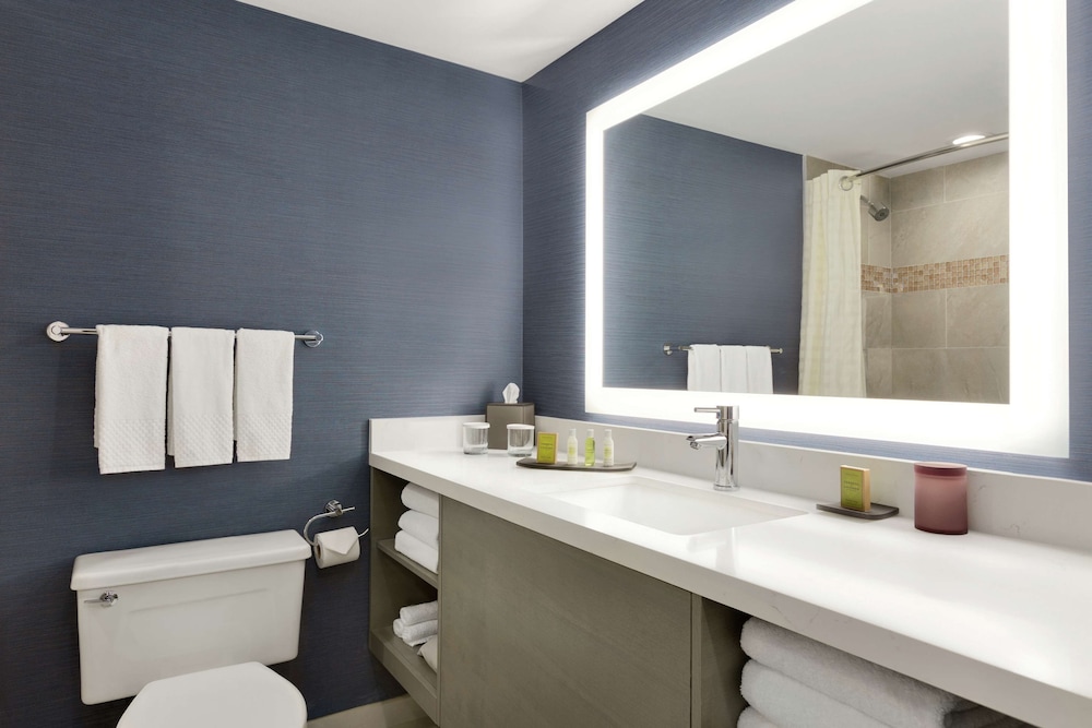 Doubletree Suites By Hilton Hotel Boston-Cambridge 24/76