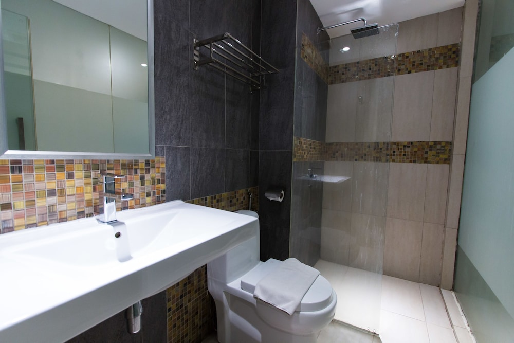 Hotel 99 - Bandar Puteri Puchong 52/56