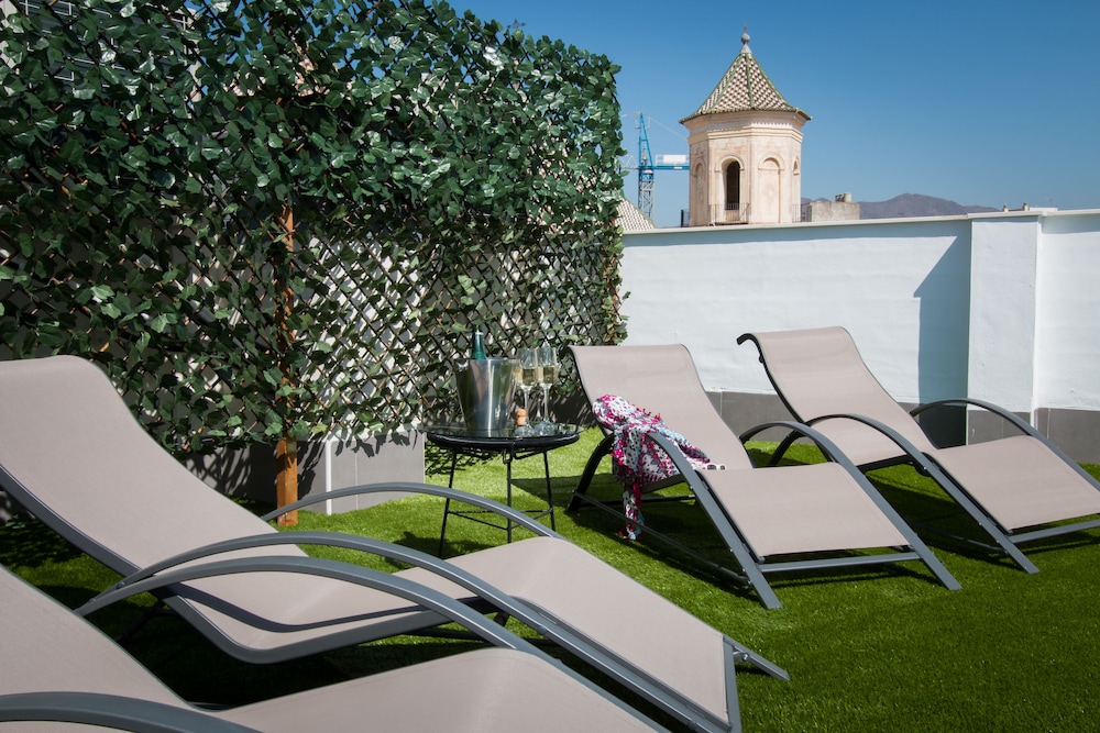 HOLIDAYS2MALAGA SUITES APARTMENTS 48/51