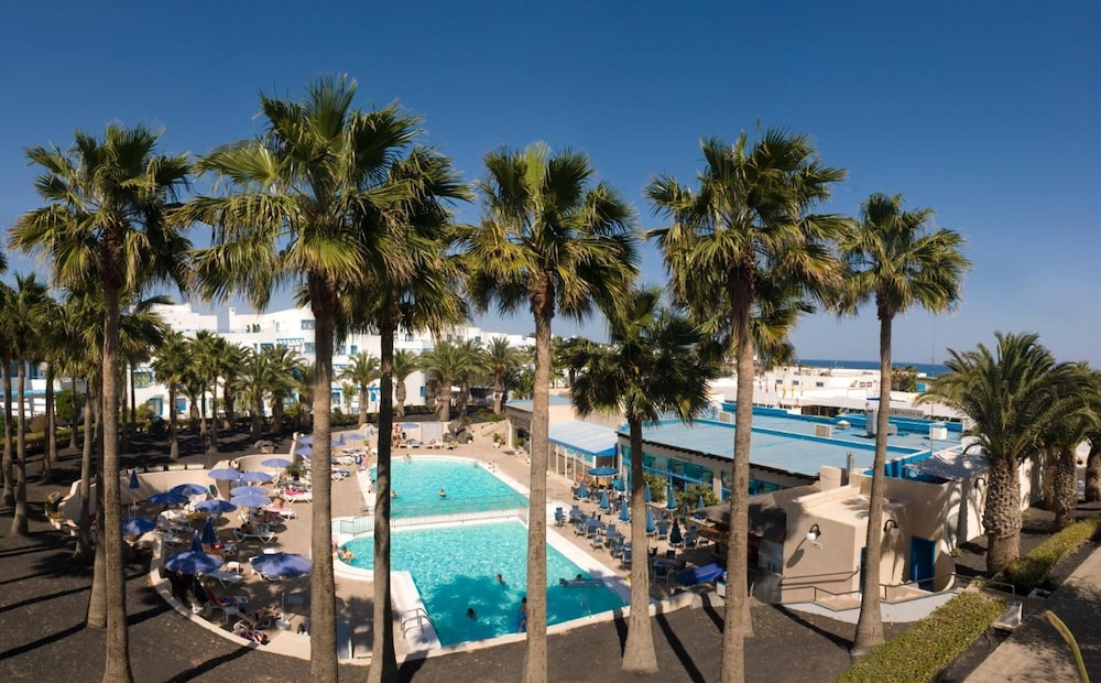 Aparthotel Costa Mar 21/23