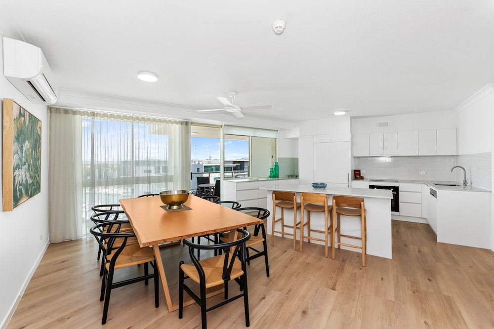 MARINERS NORTH HOLIDAY APARTMENTS 56/77