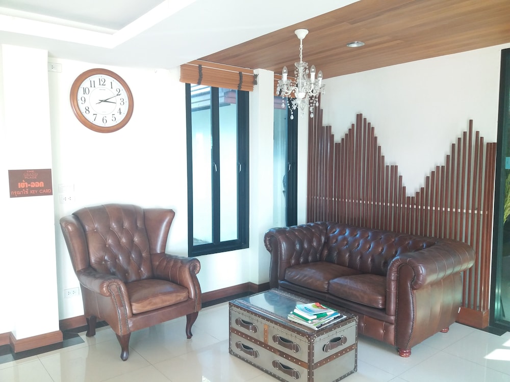 Grand Lopburi Hotel 15/30