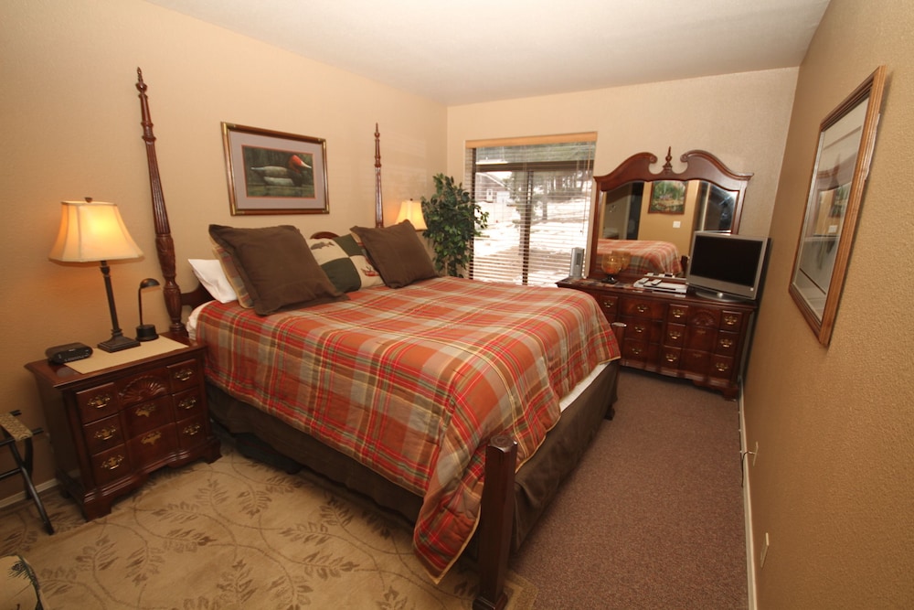 Mammoth Mountain Reservations Condo Collection 6/36