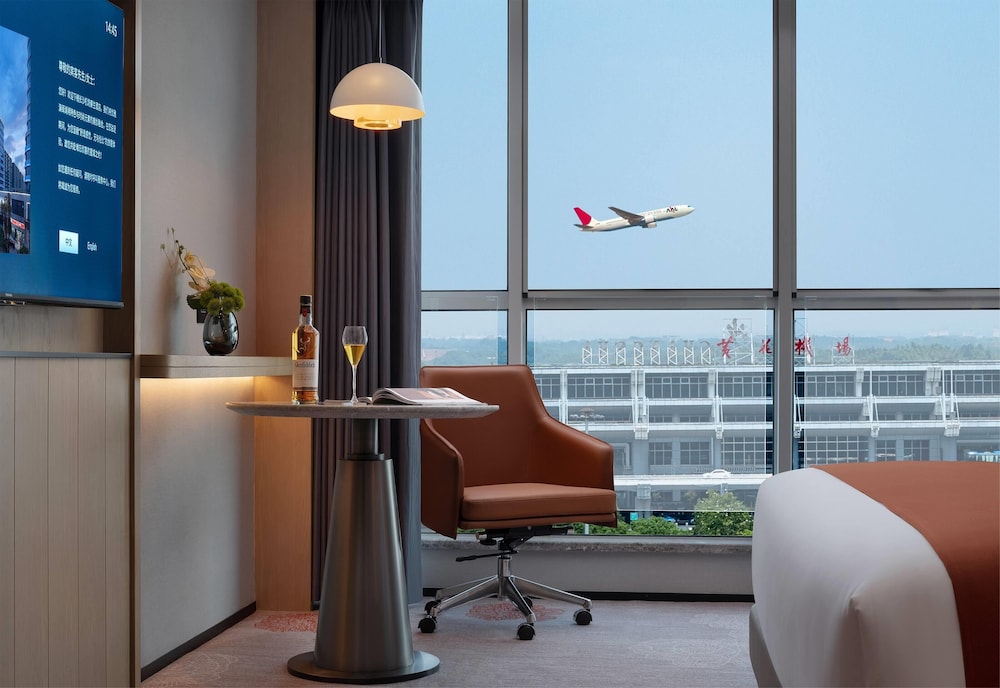 Howard Johnson Airport Hotel Changsha 49/58