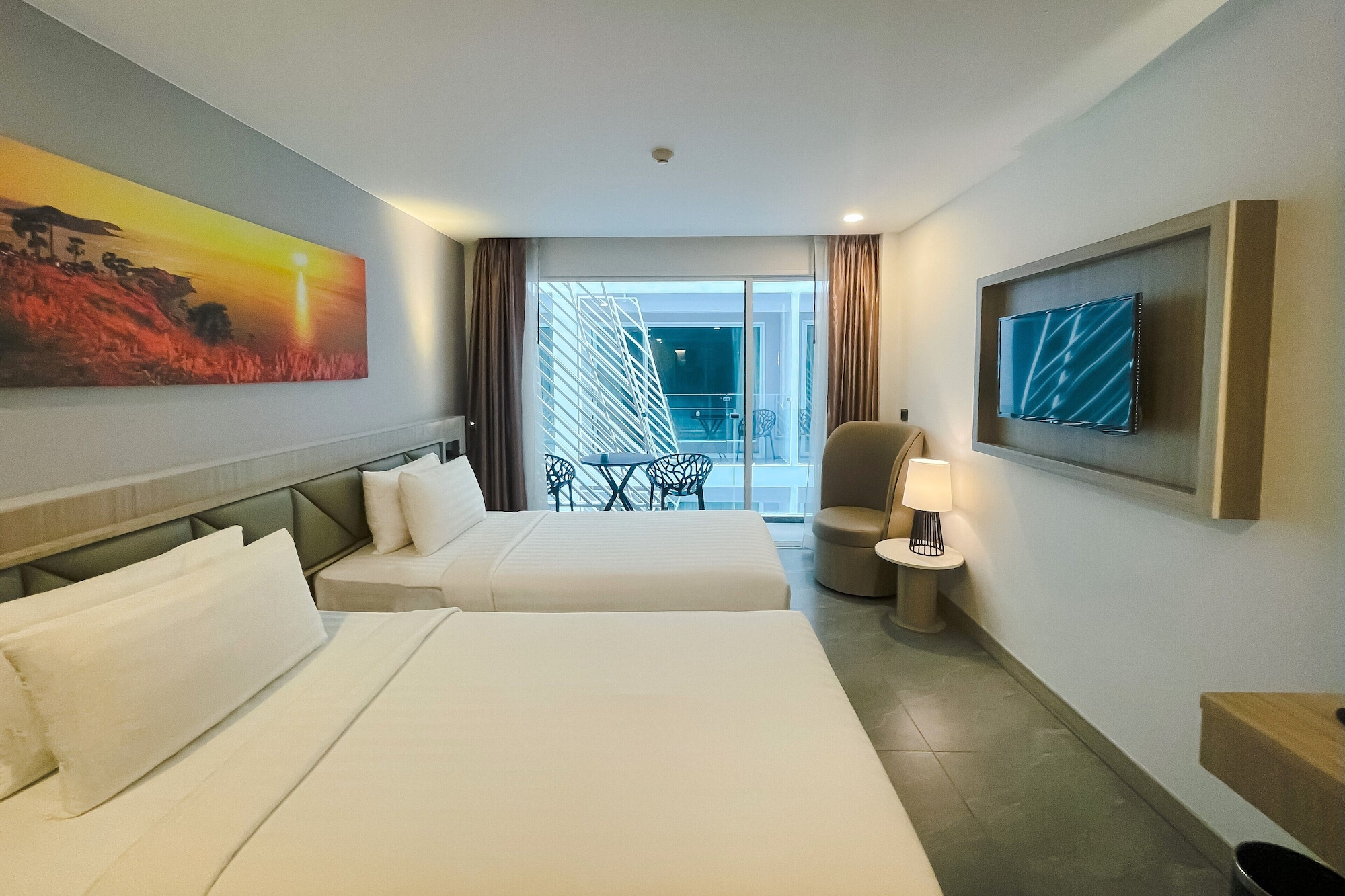 Premium Superior Twin Room