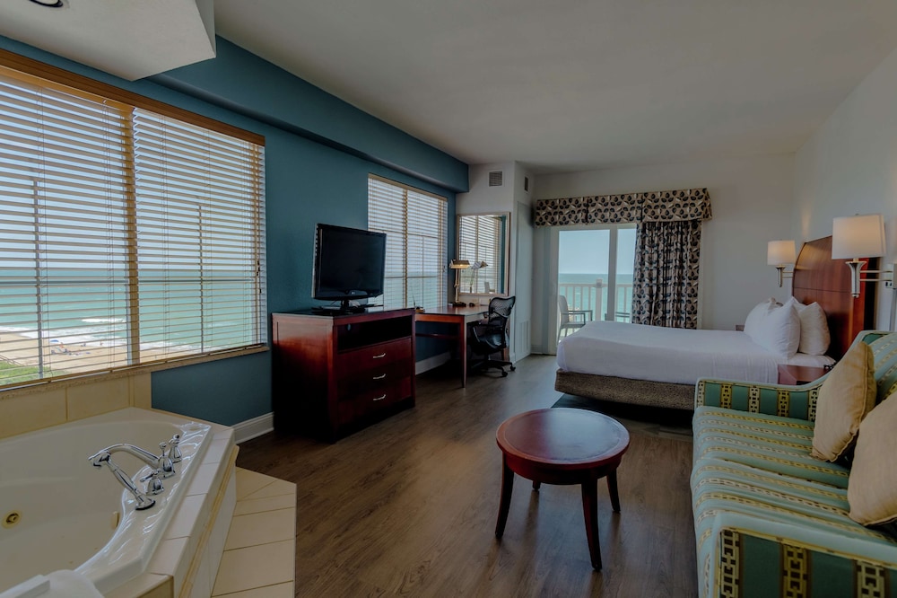 Hilton Garden Inn Outer Banks/Kitty Hawk 37/48