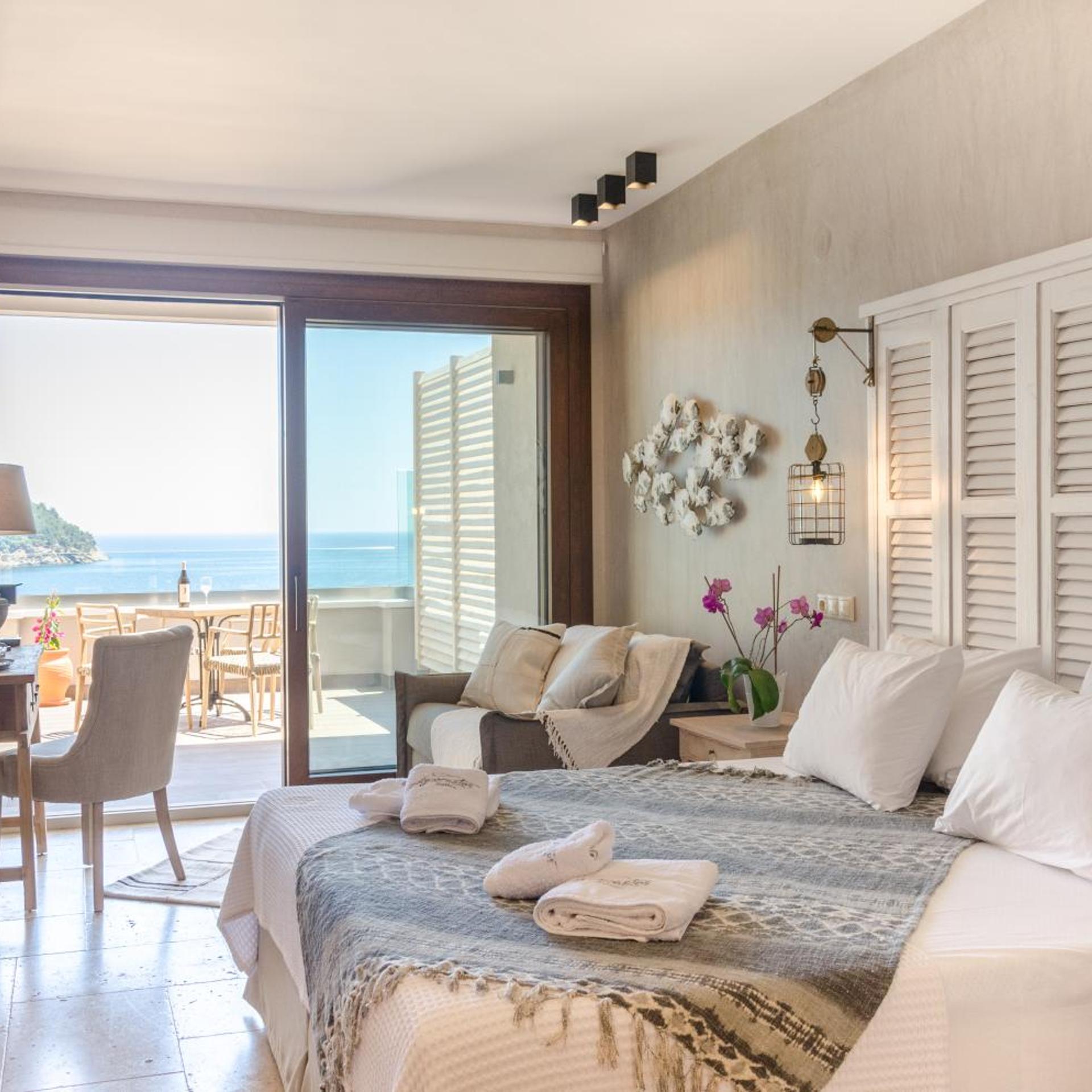 Agorastos Hotel 35/50