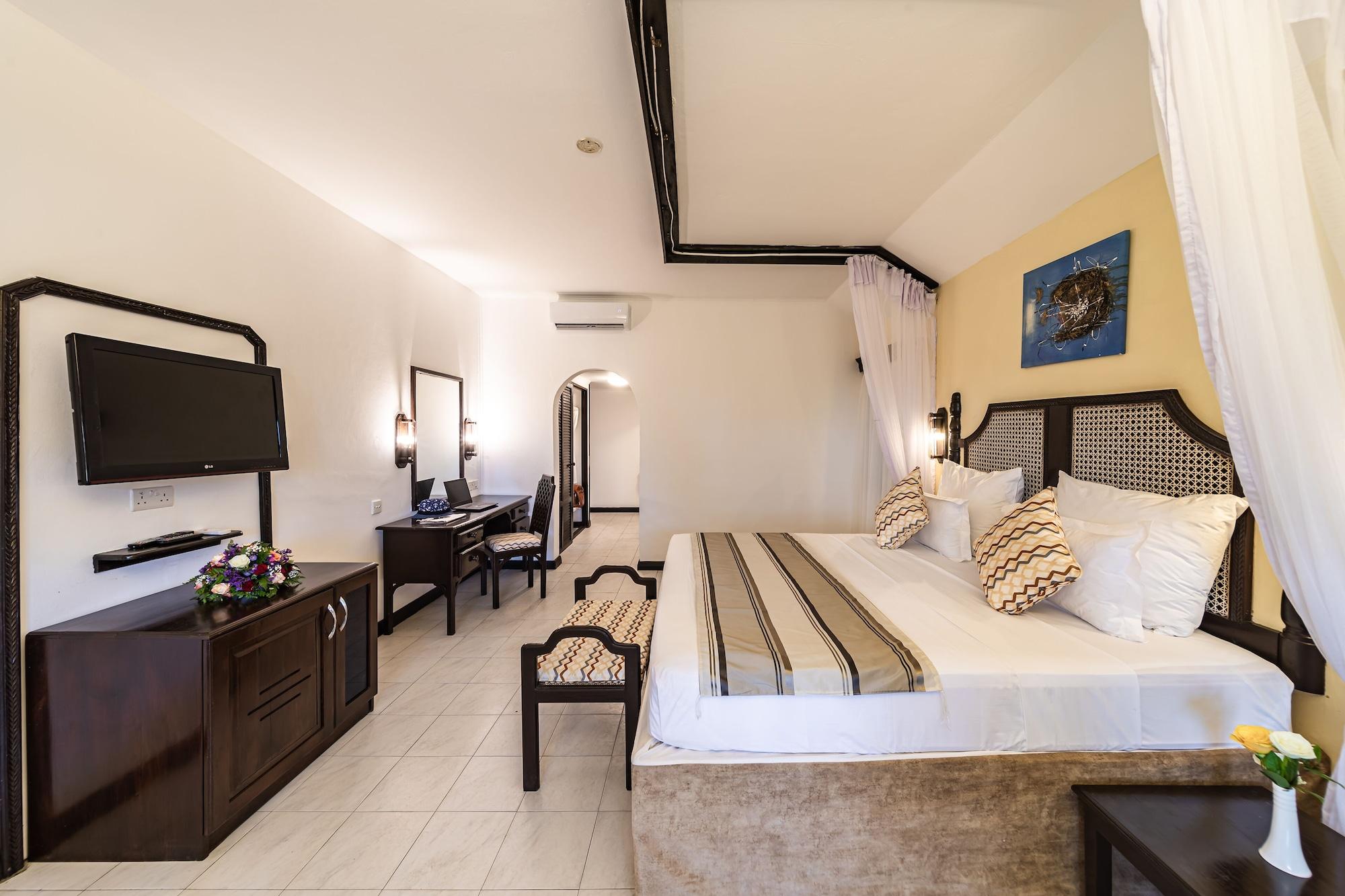 Room, Single, Garden or Pool View