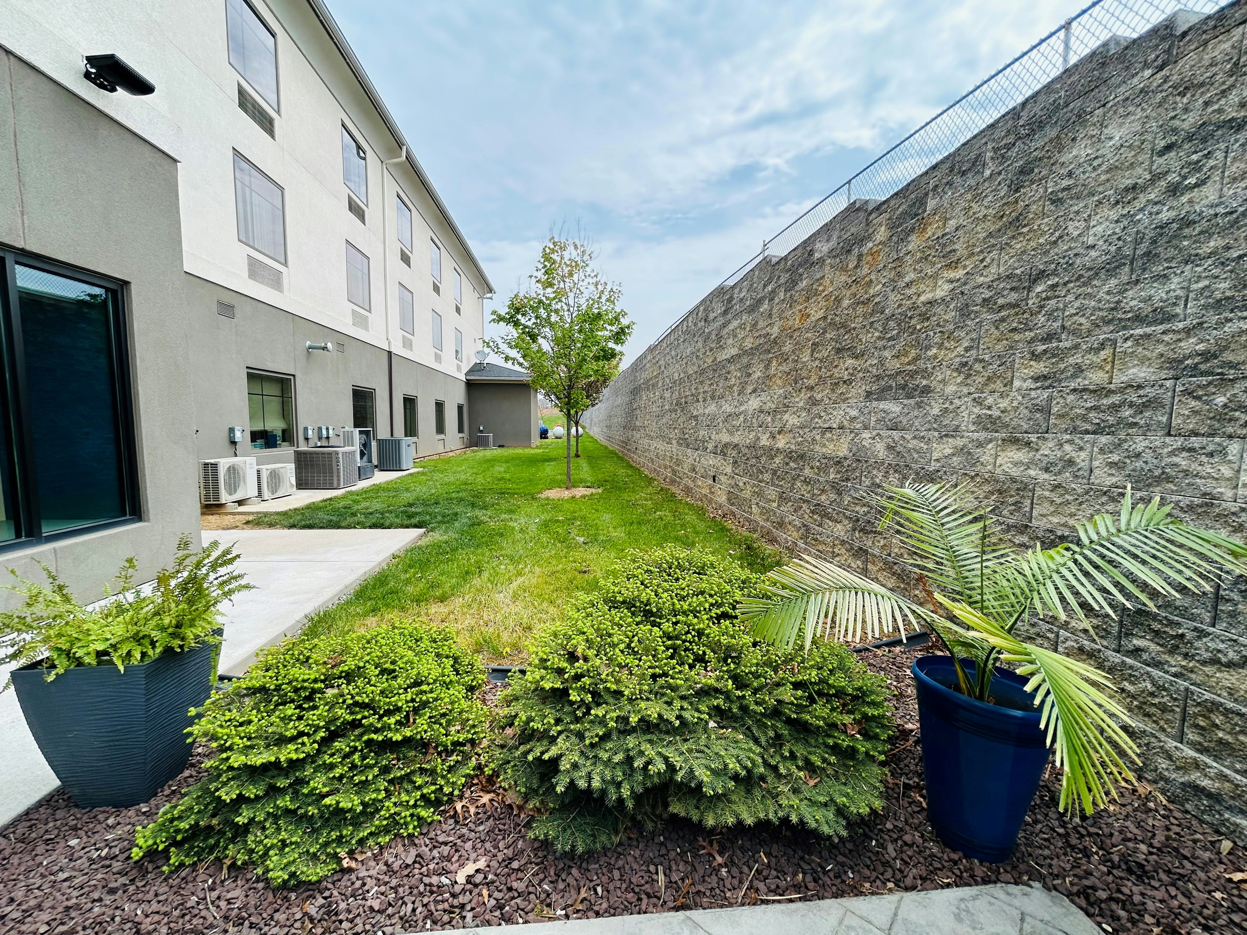 Holiday Inn Express Suites Shippensburg 60/65