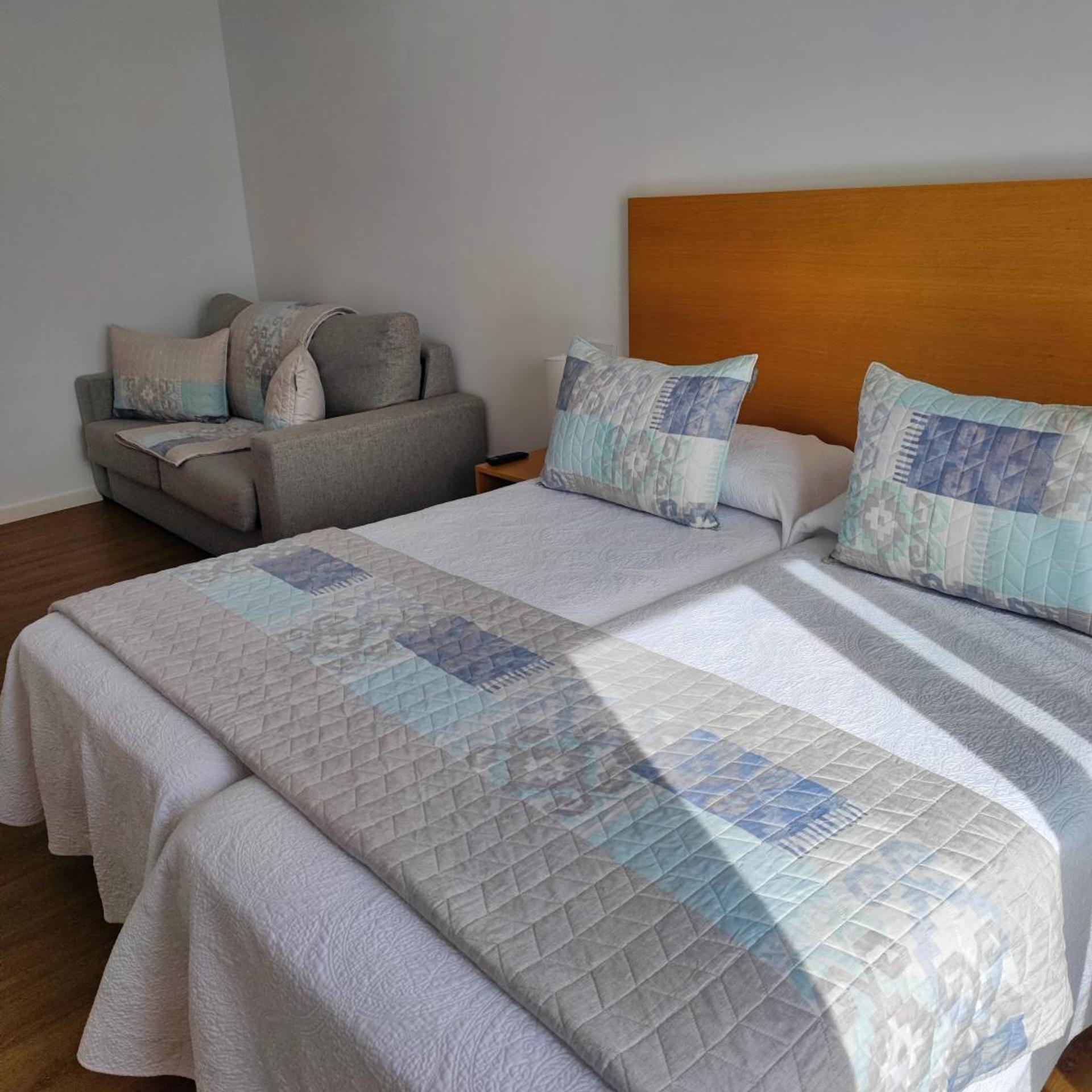 APARTAMENTOS LA TOJA 5/30