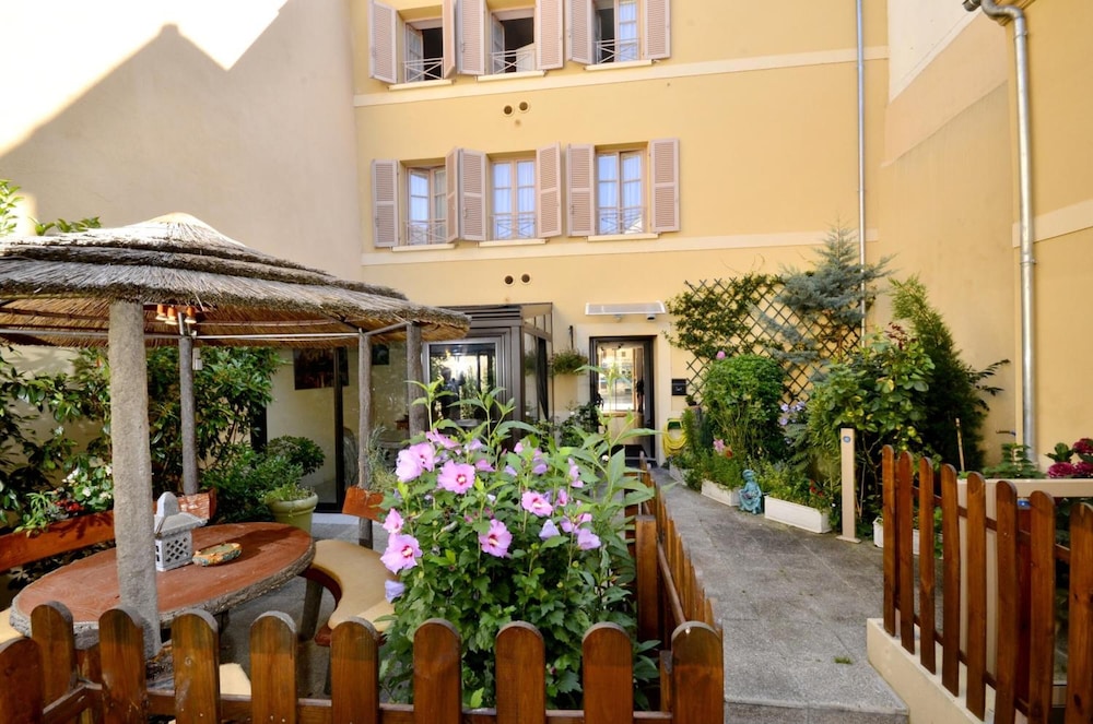 Hotel Du Fort 3/37