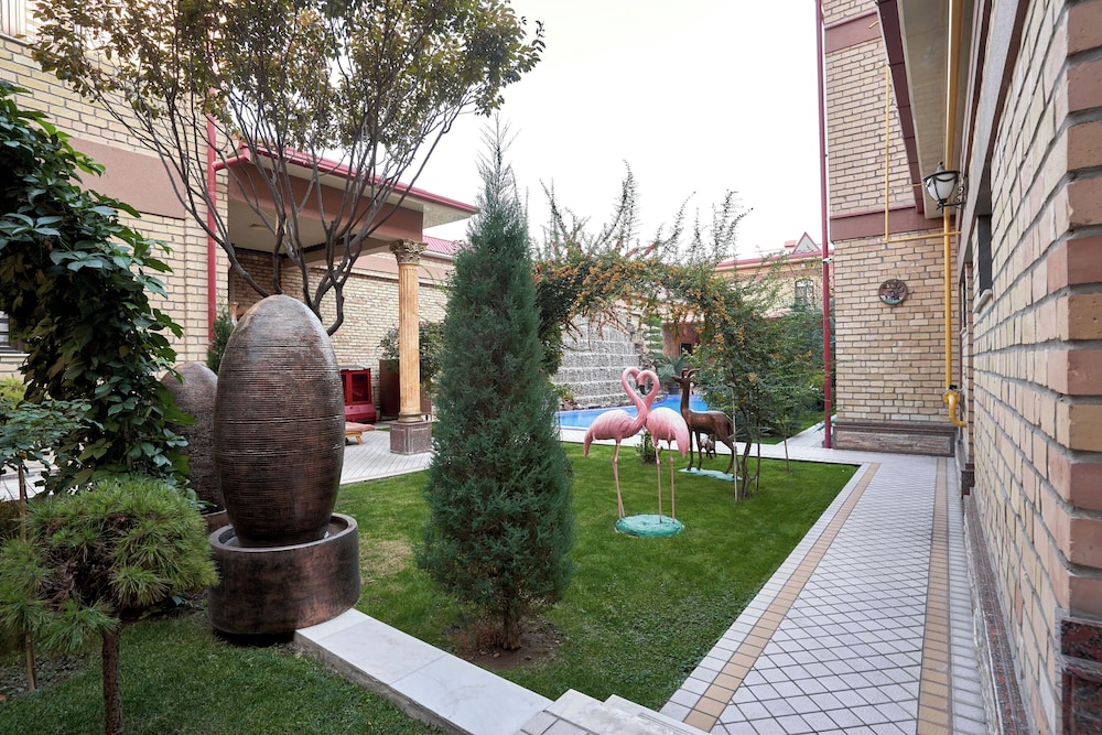 Rakat Plaza 43/50