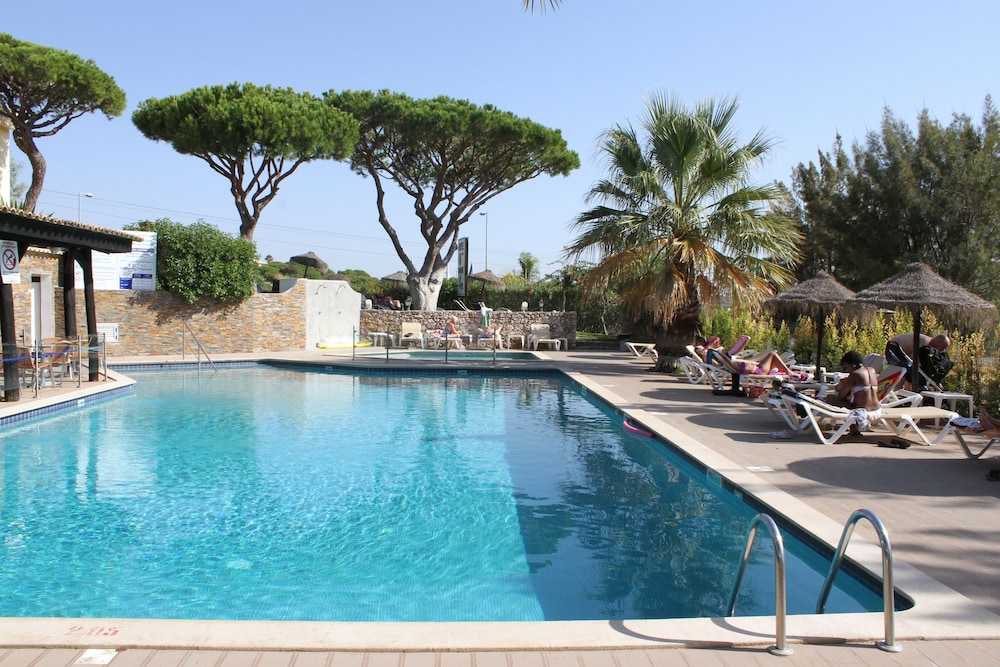 Hotel Pinhal Do Sol 47/50