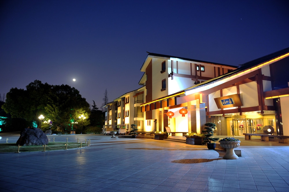 Xijiao State Guest Hotel 2/75