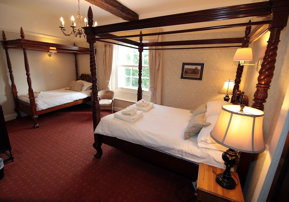 The Old Hall Hotel 11/30