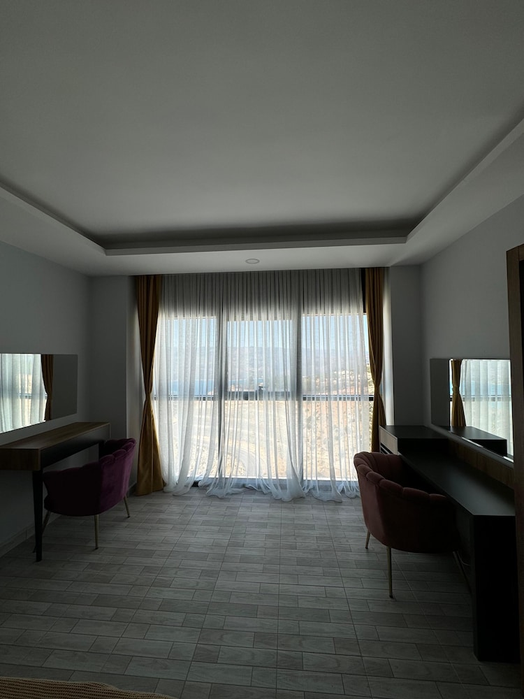 Ozsahin Otel 12/21