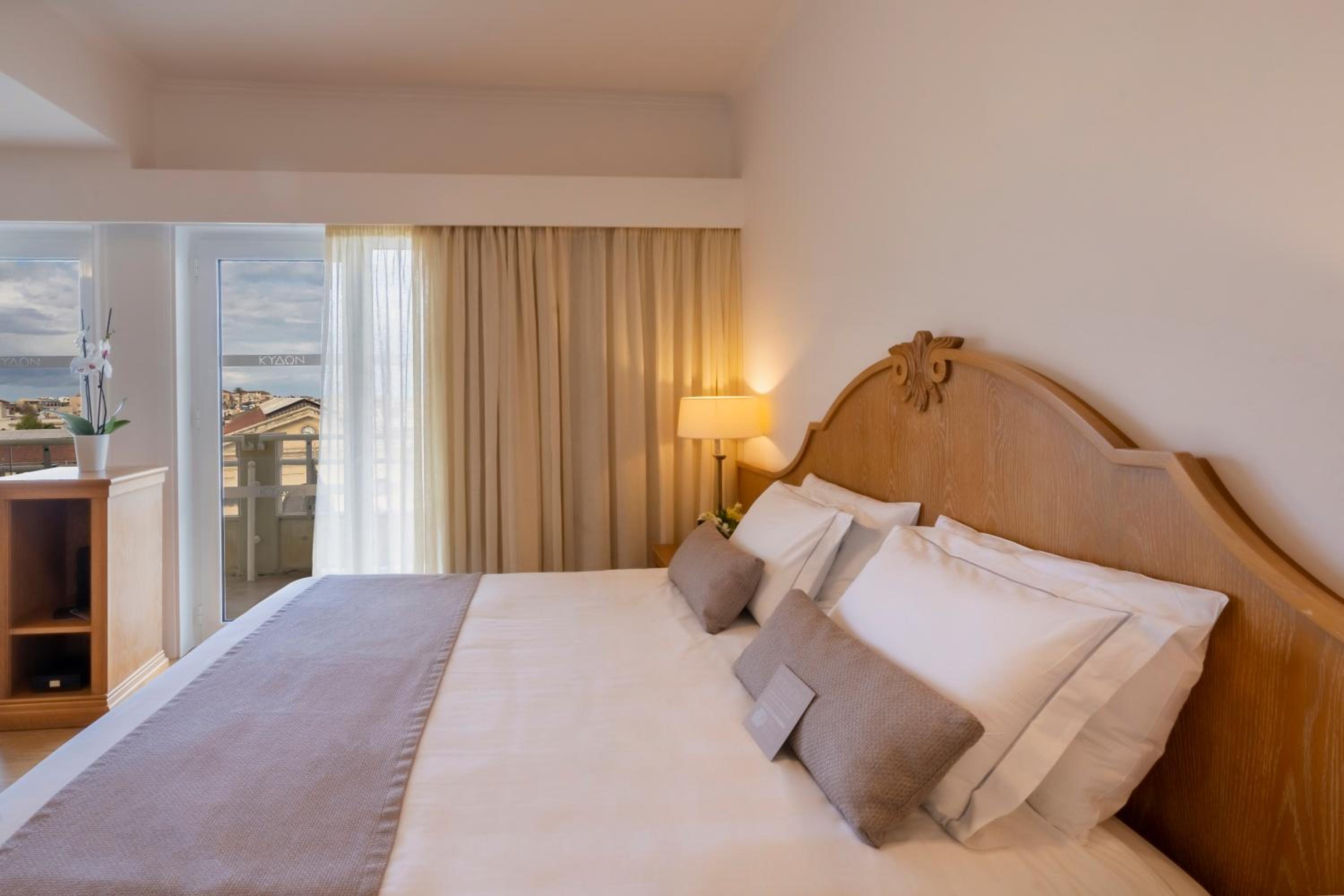Executive, Suite, Town Old View