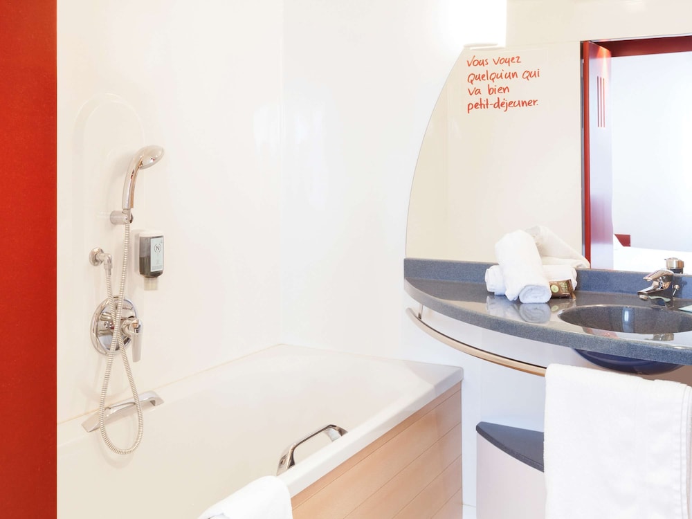 Novotel Suites Clermont Ferrand Polydome 41/72