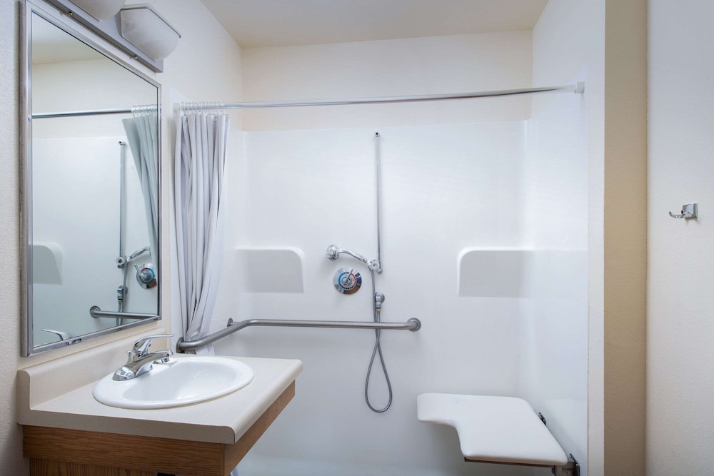 Extended Stay America Select Suites - Phoenix - West 14/52
