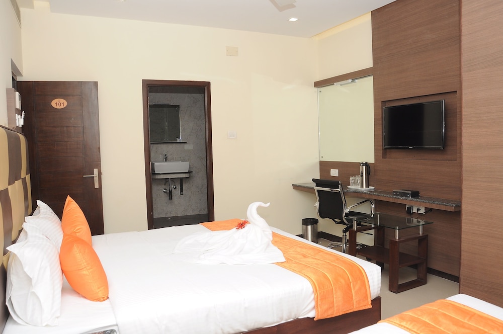 Saibala Grand Hotel 8/33