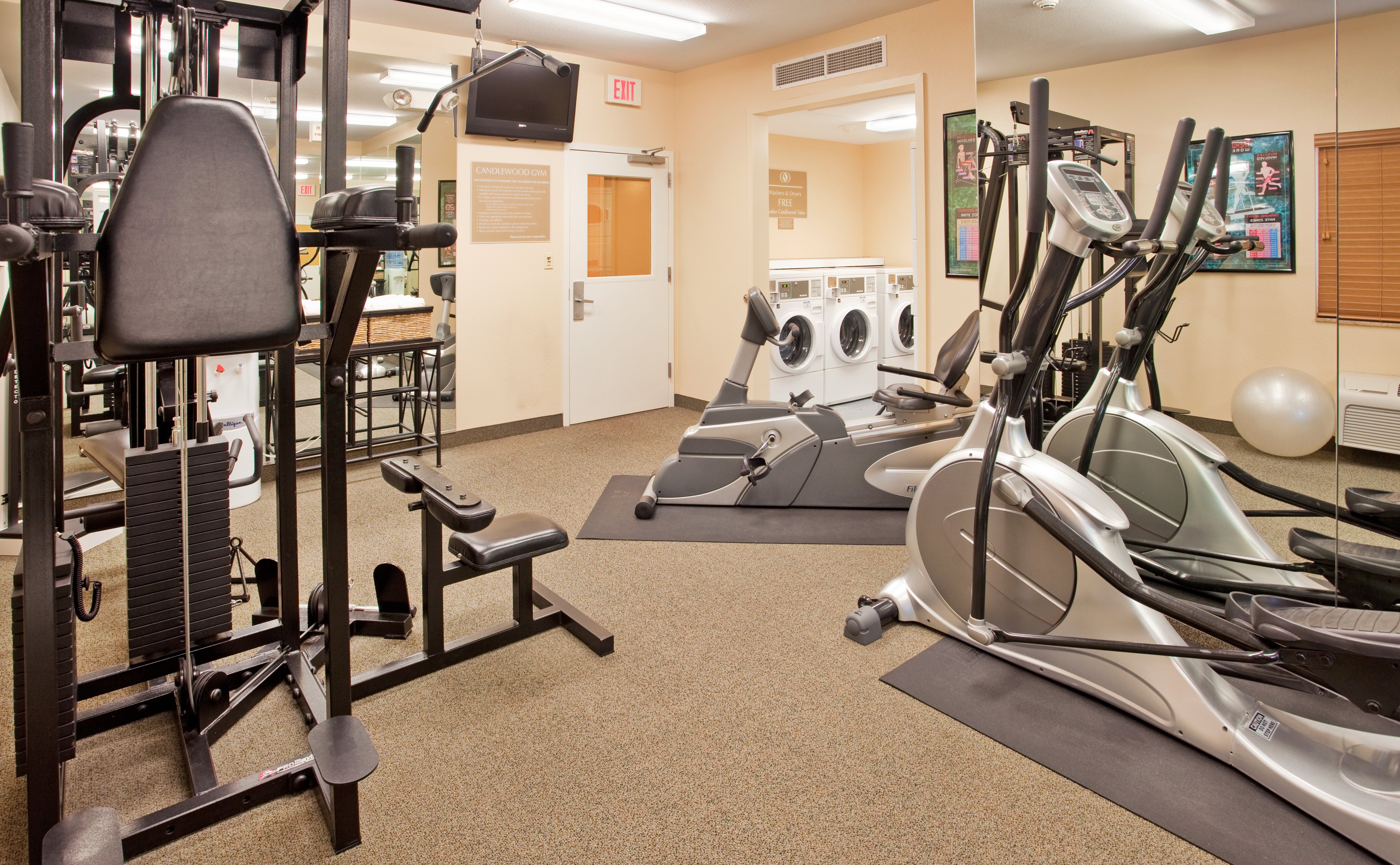 Candlewood Suites Junction City Fort Riley 18/37