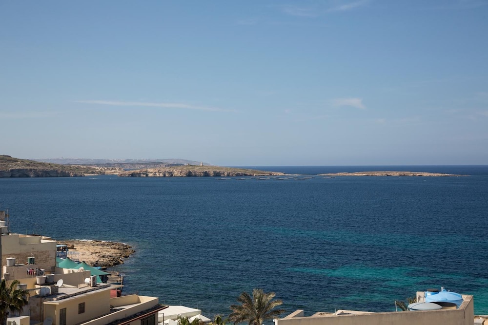 Relax Inn Hotel 14/21